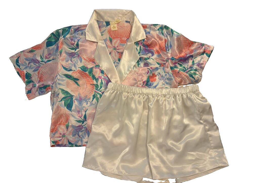 Vintage 80s Victoria’s Secret Gold Label Pink Seashell Floral PJ Set